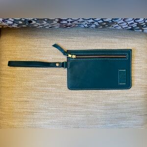 Portland Leather Goods (PLG) Adriana wristlet/clutch